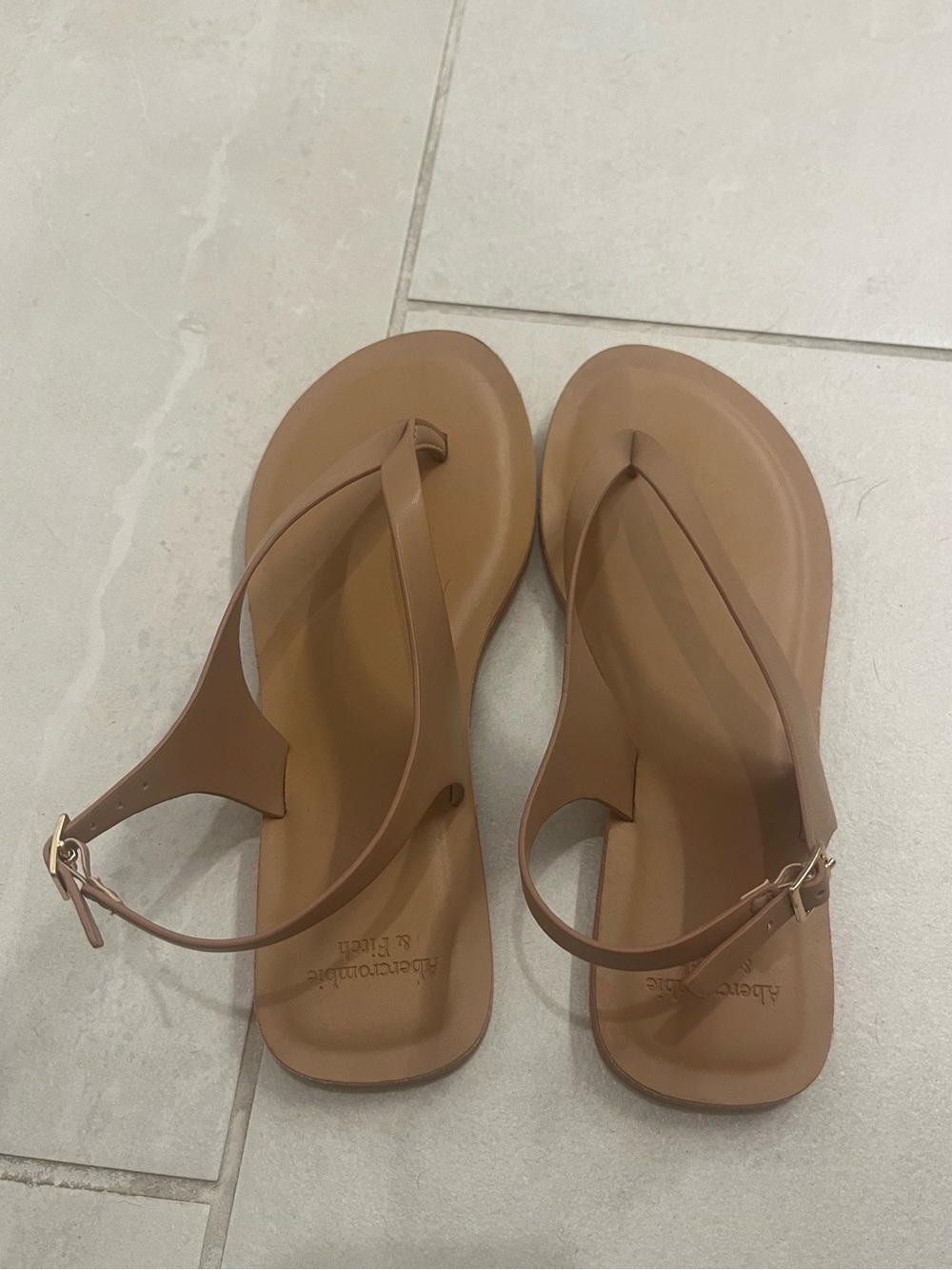 Abercrombie Tan / Nude Flat Sandals